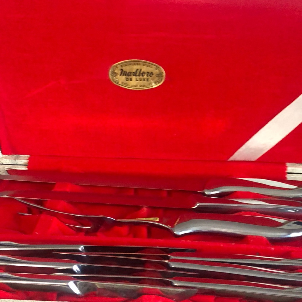 Vintage Deluxe Marlboro Meat Carving Set and 6 Steak Knives.  Stainless Steel.